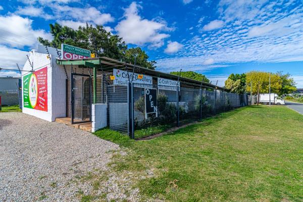 340 m² Commercial space