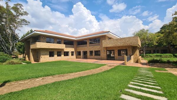 791 m² Office Space