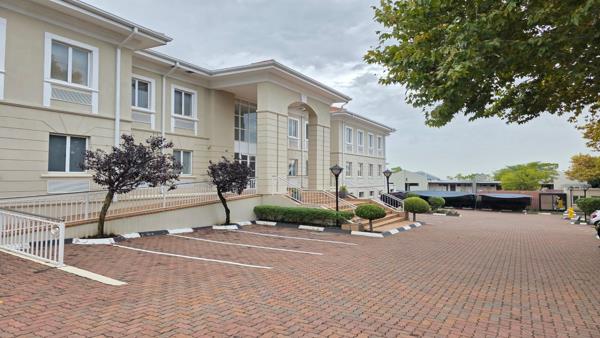 2 415 m² Office Space