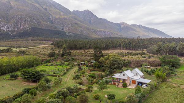 1.4 ha Smallholding