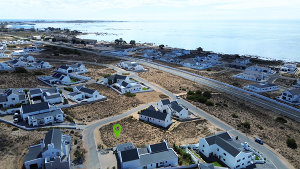 472 m² Land