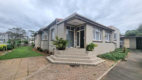 8 Bedroom House