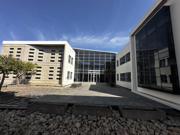 5 301 m² Commercial space