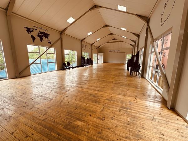 1 219 m² Commercial space