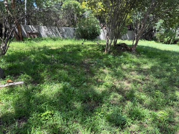 800 m² Land