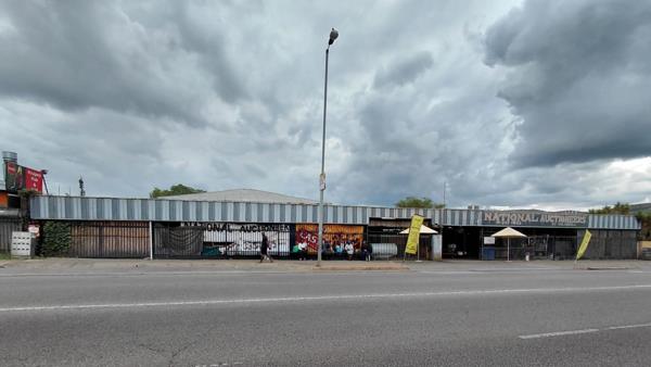 1 498 m² Office Space