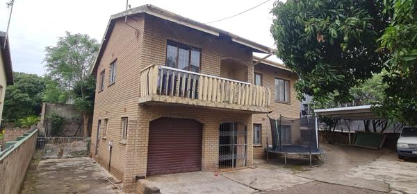 6 Bedroom House