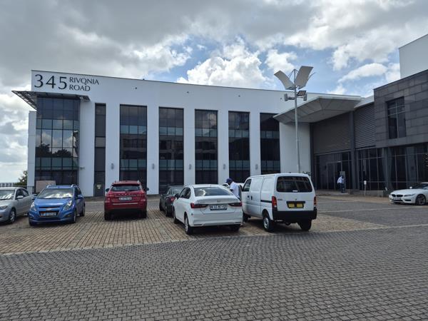 760 m² Commercial space