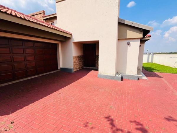 4 Bedroom Townhouse