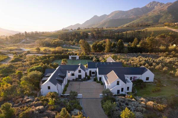 5 Bedroom House
