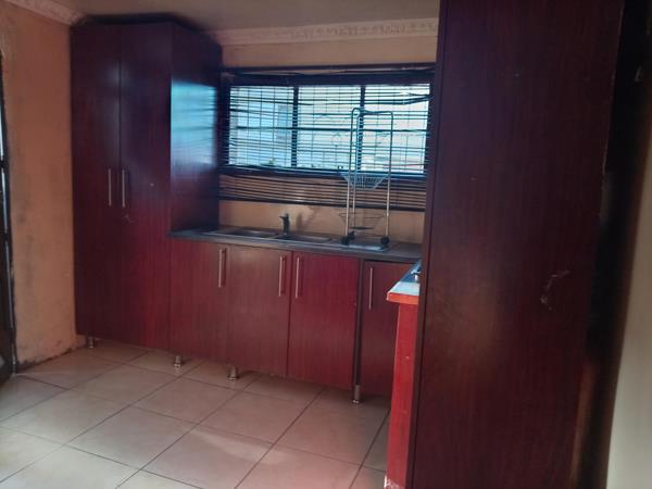 2 Bedroom House