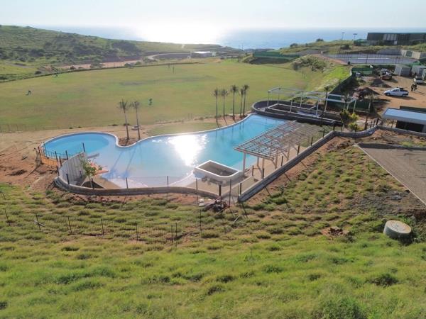 1 637 m² Land