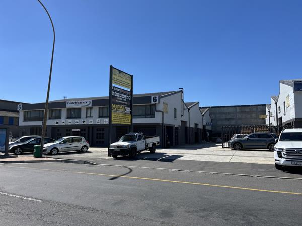 369 m² Industrial space