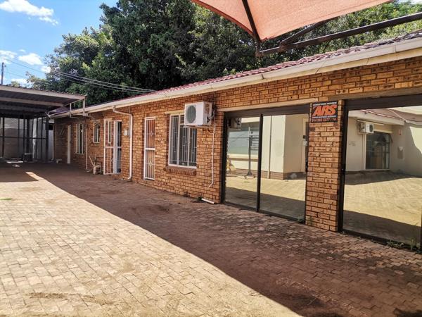 160 m² Commercial space