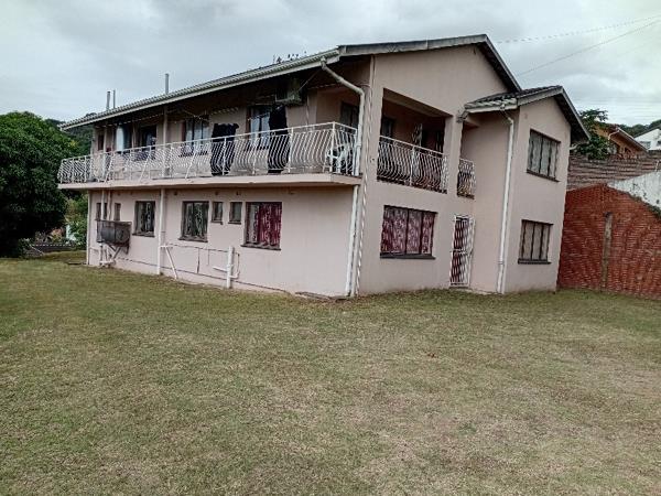 8 Bedroom House