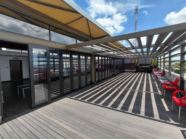 2 905 m² Commercial space