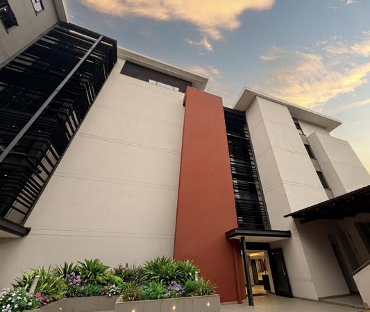 392 m² Commercial space