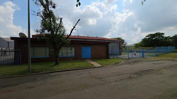 1 022 m² Industrial space