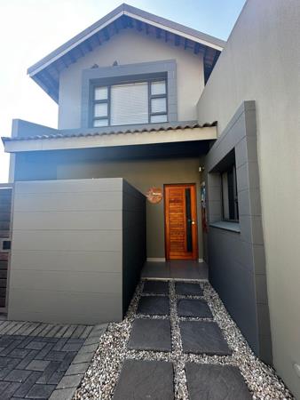 3 Bedroom Townhouse