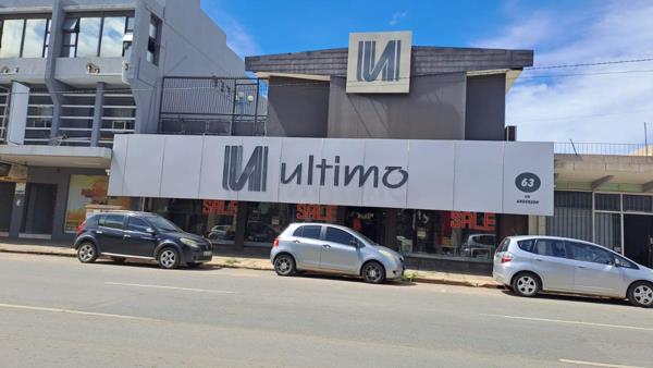 496 m² Retail Space