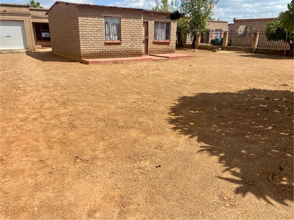 2 Bedroom House