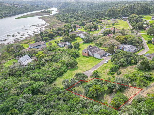725 m² Land