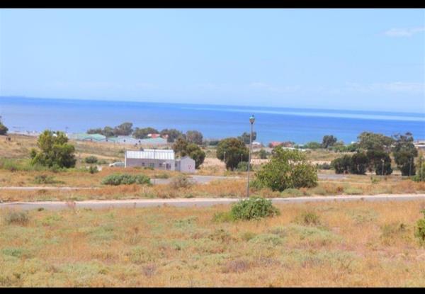400 m² Land