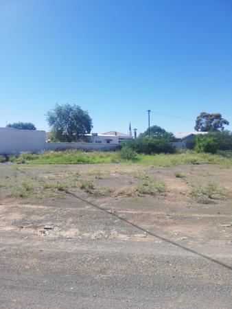 806 m² Land