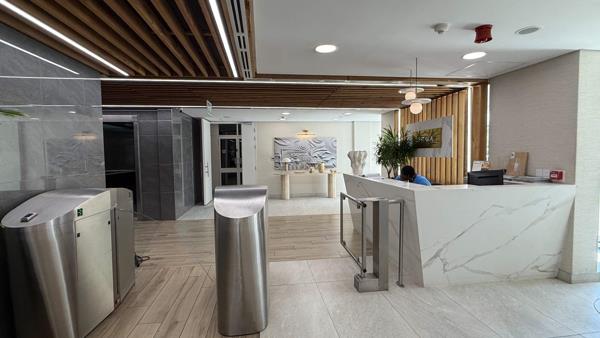 180 m² Office Space