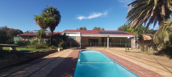 5 Bedroom House