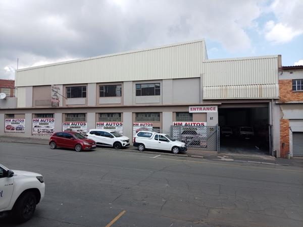 860 m² Commercial space