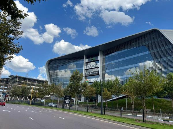 360 m² Commercial space