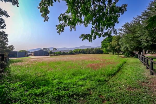 3 636 m² Land