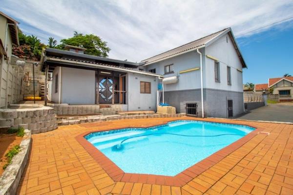 5 Bedroom House