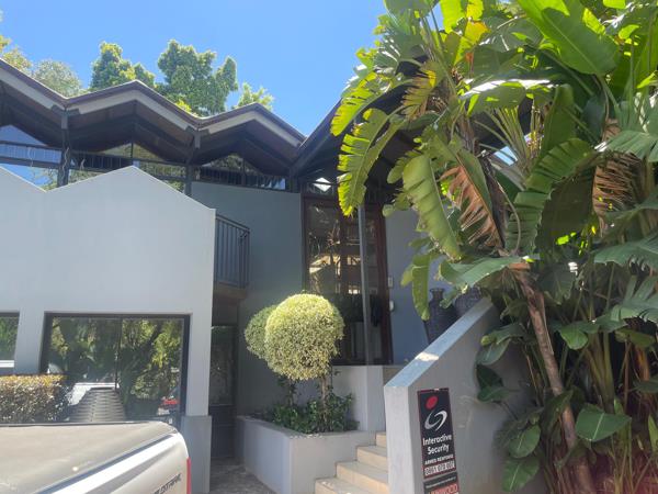 6 Bedroom House