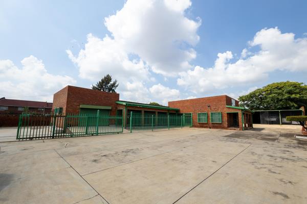 466 m² Commercial space