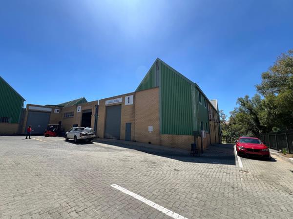 694 m² Industrial space
