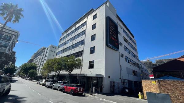 347 m² Office Space