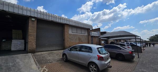 215 m² Industrial space