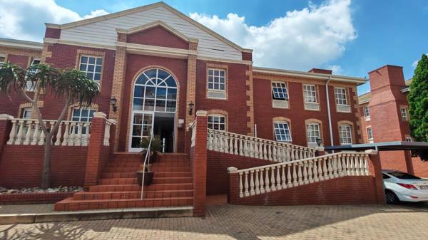 298 m² Office Space