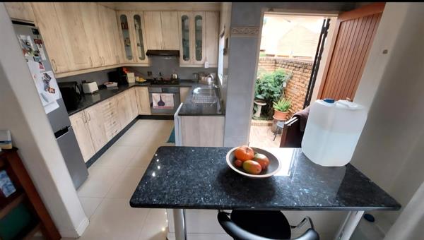 4 Bedroom Townhouse