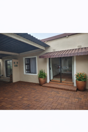 1 Bedroom Garden Cottage