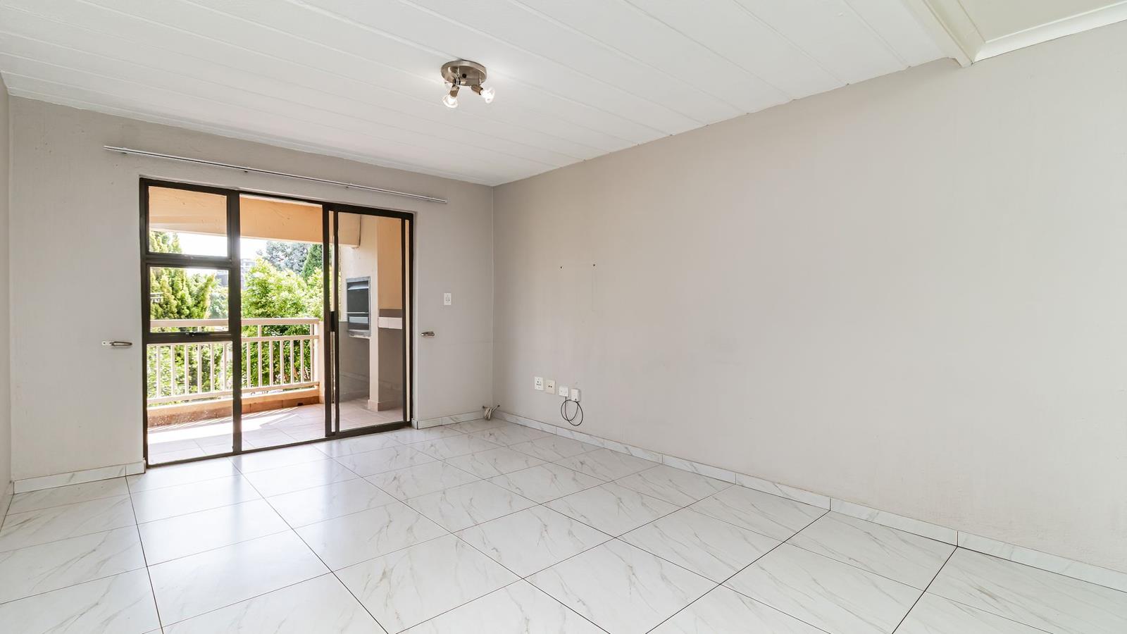 Apartment in Bedfordview, Oriel, Ekurhuleni Ward 20 - View 3