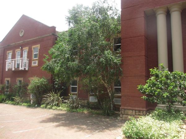 434 m² Office Space