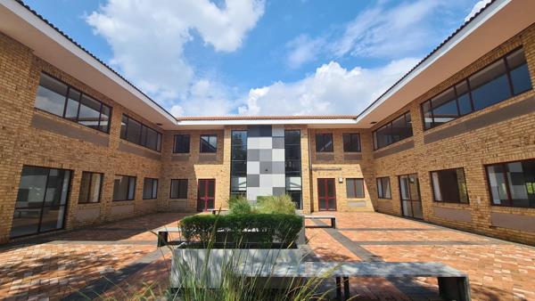 724 m² Office Space