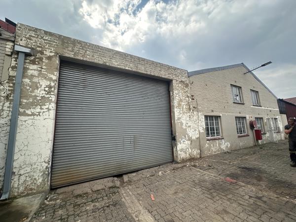 340 m² Industrial space