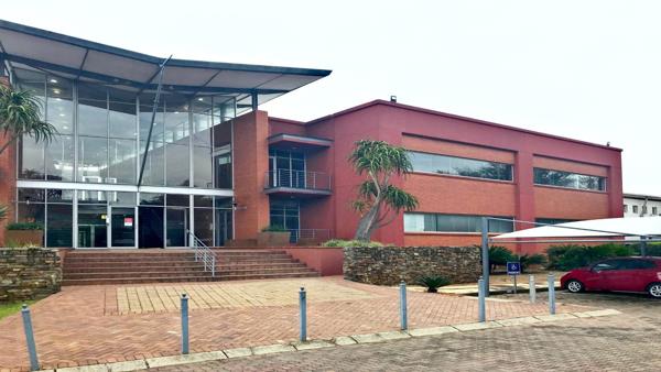 334 m² Office Space