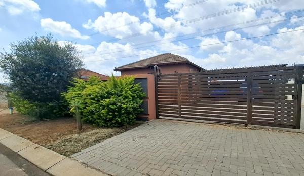 2 Bedroom House