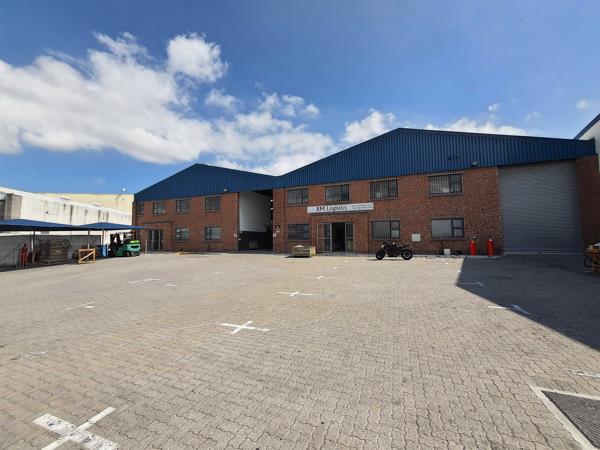 1 958 m² Industrial space