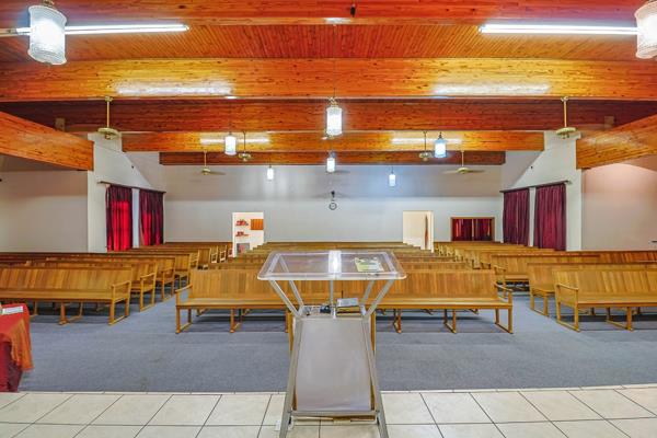 346 m² Commercial space